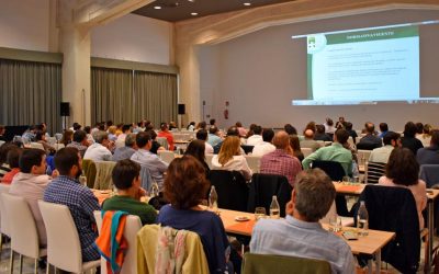 Más de 120 veterinarios asisten al curso de “Acceso y Actualización en Identificación Equina”